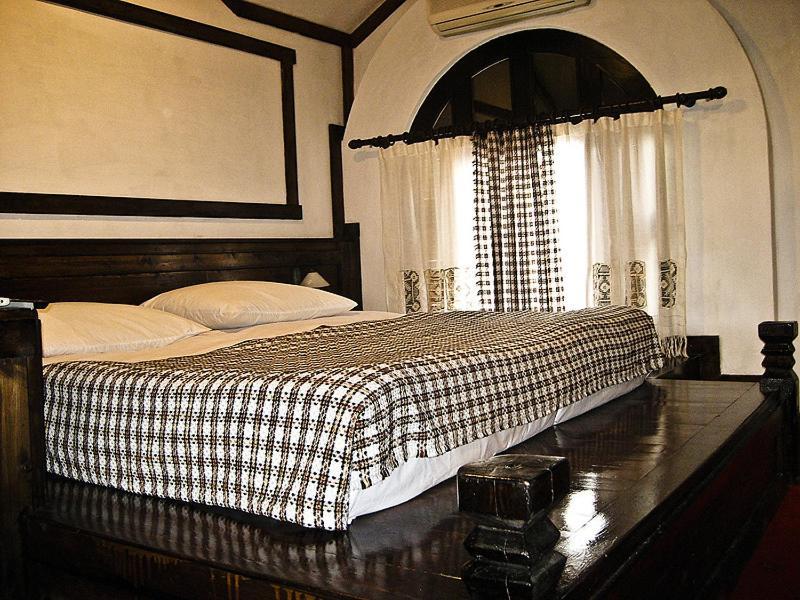 Hotel Restaurant Bujtina E Gjelit 4*